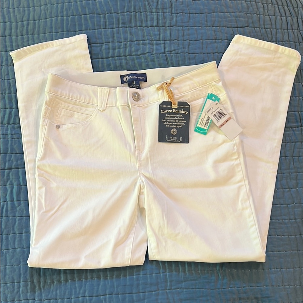 Democracy Natalie Ab Solution Straight Jeans White